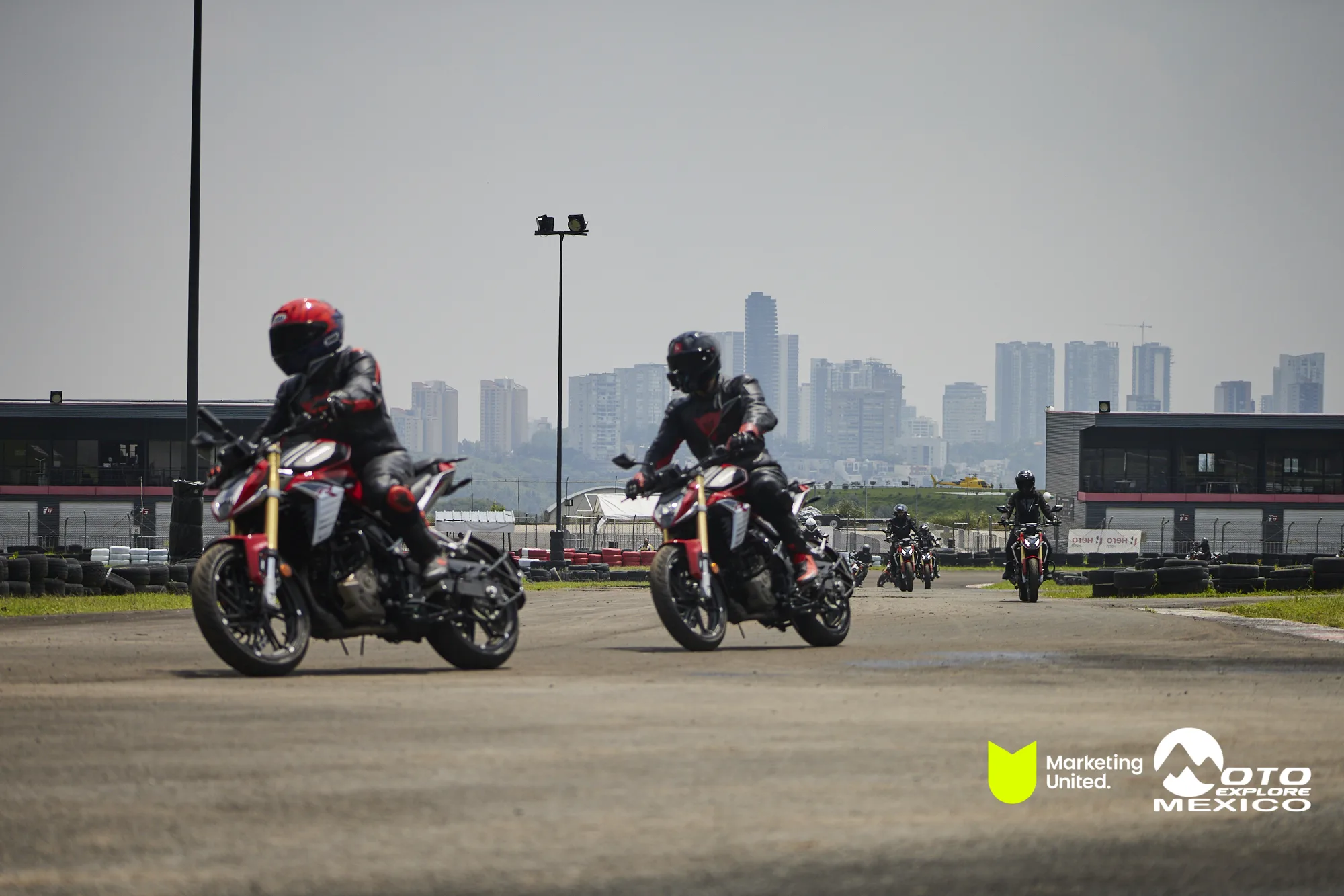 HUNK TRACKDAY 316